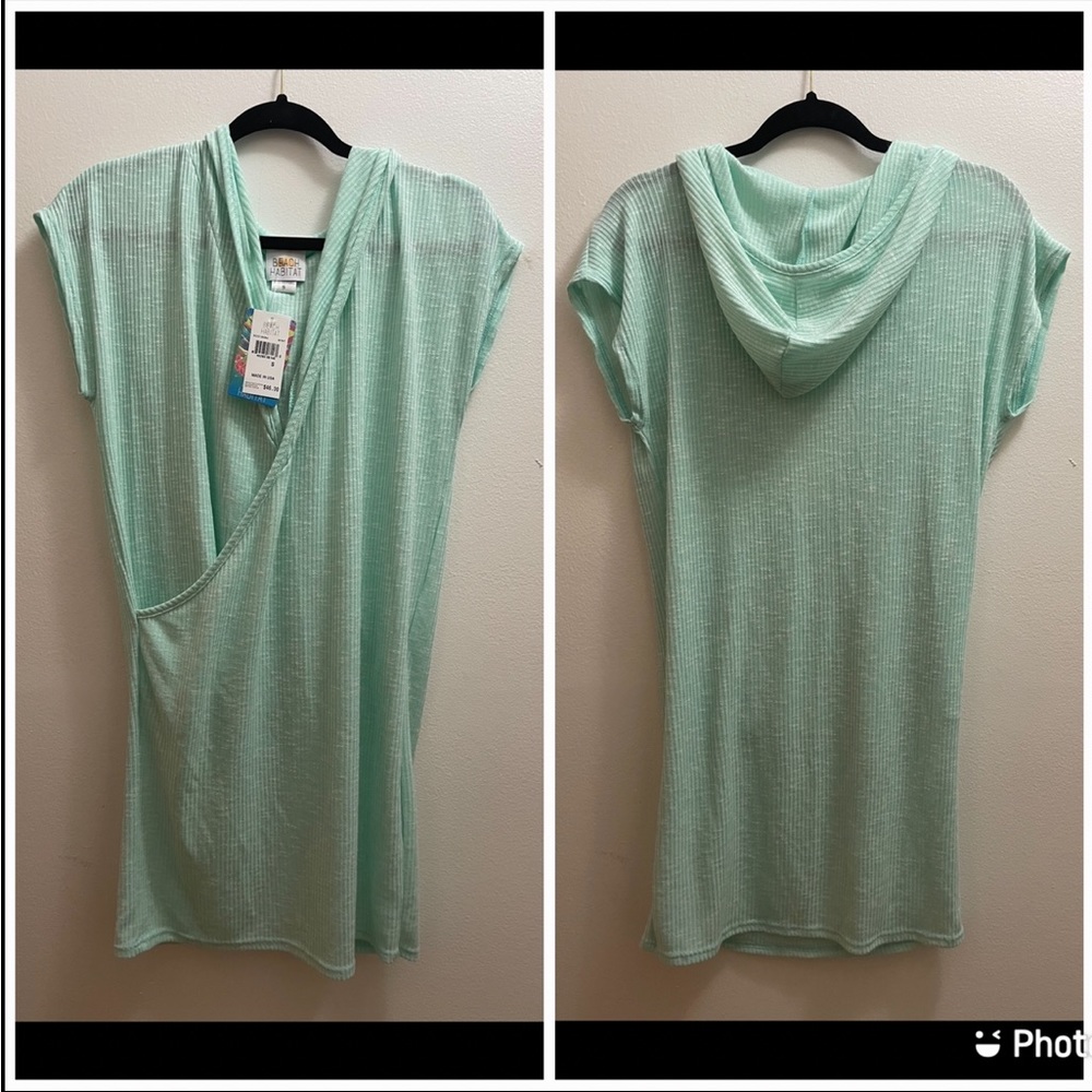 NWT! BEACH HABITAT Mint Colored Bathing Suit Coverup Hoodie. Size S